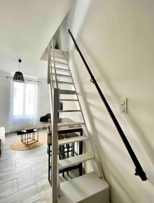 Appartement Centre Ville Saint-Amand-Mont-Rond Εξωτερικό φωτογραφία